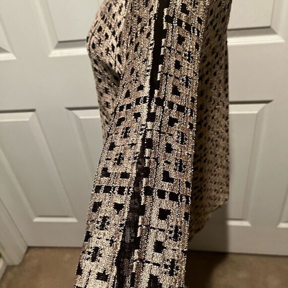 🎄Peck & Peck Cut-Out Tunic - Picture 3 of 8